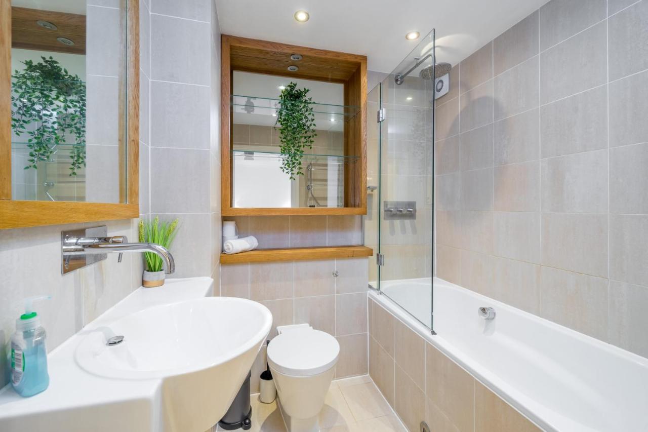 Crossharbour Canary Wharf 2 Bed Duplex Apartment Londen Buitenkant foto