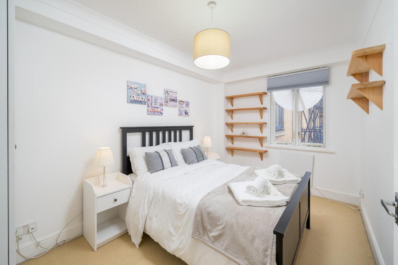 Crossharbour Canary Wharf 2 Bed Duplex Apartment Londen Buitenkant foto